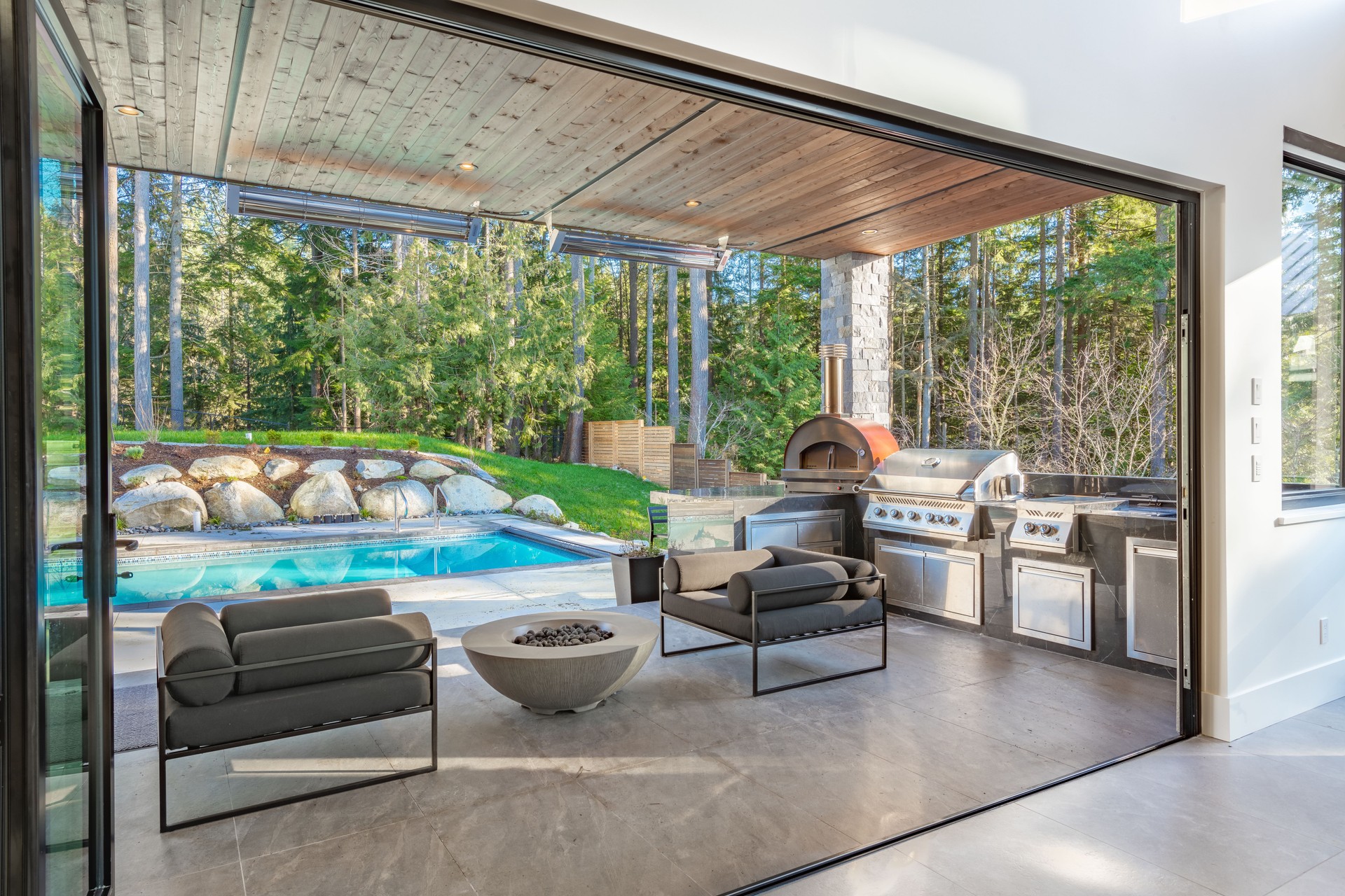 Modern contemporary residential home
